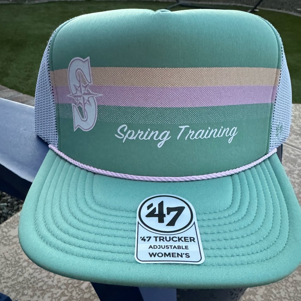 Seattle Mariners Spring Training trucker hat.